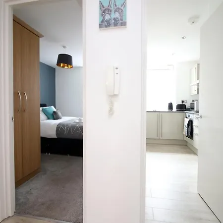 Old 12 By Mgroupsa Apartment Bristol